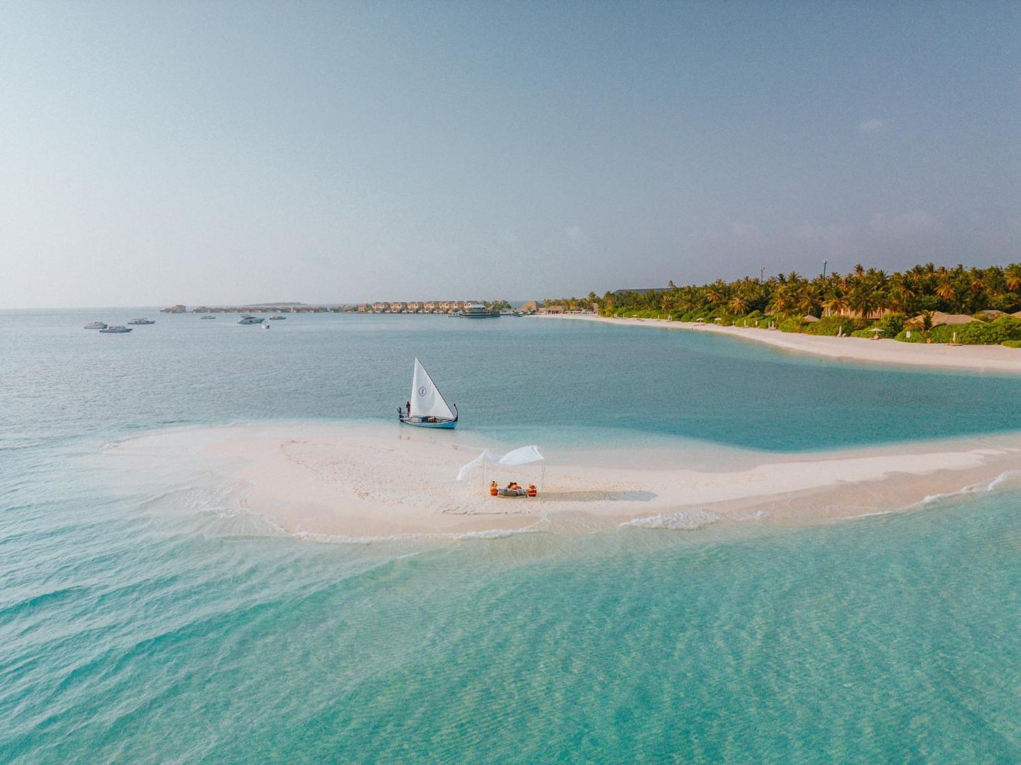 Intercontinental Maldives Maamunagau Resort With Club Benefits - Ihg Hotel Meedhoo  Exterior photo